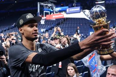NBA: Wembanyama et les Spurs en finale face aux Knicks après un exploit en Oklahoma
