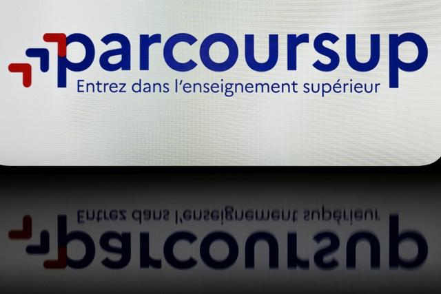 Parcoursup: plus d'un million de candidats en attente des résultats