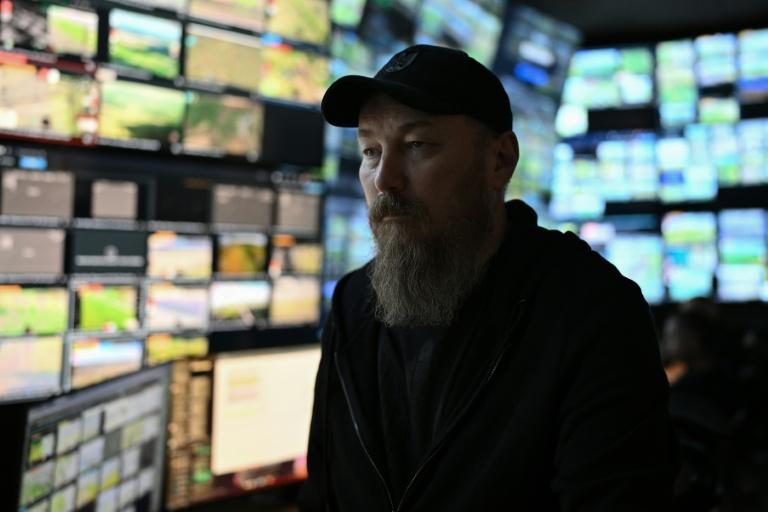 Art, chiffres et frappes: la formule du chef des dronistes ukrainiens