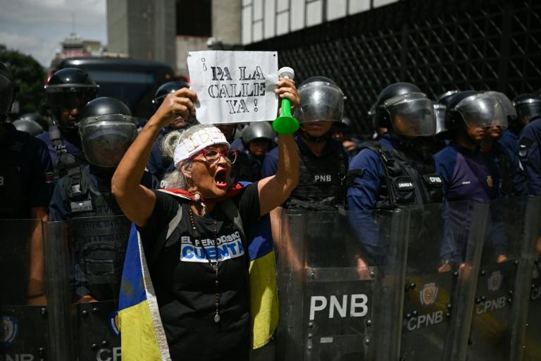 Venezuela: sans la main de fer de Maduro, la rue renaît