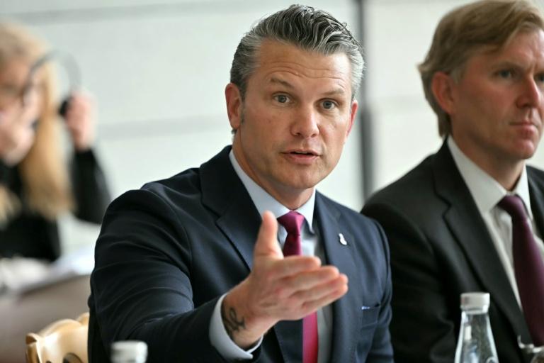 Commémorations du débarquement en Normandie: Hegseth appelle les Européens au réarmement