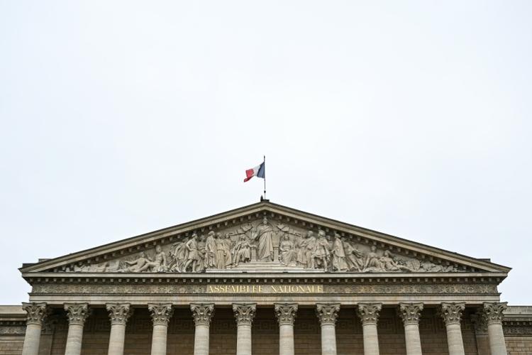 Le Parlement allonge la durée de rétention des étrangers jugés dangereux