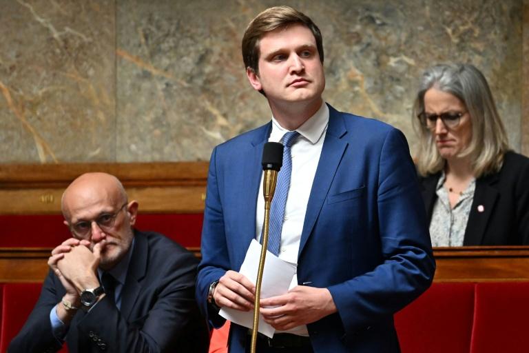 Le Parlement allonge la durée de rétention des étrangers jugés dangereux