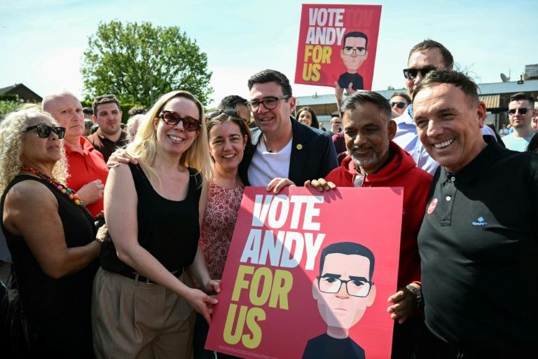 Election cruciale pour l'avenir du Premier ministre Keir Starmer à Downing Street