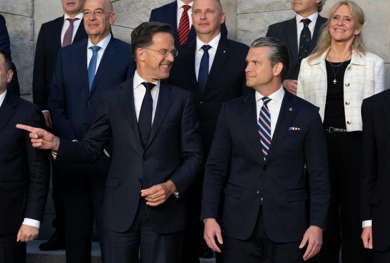 Otan: Hegseth annonce un réexamen de la présence militaire américaine en Europe