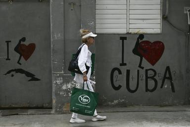 Cuba annonce un virage économique historique