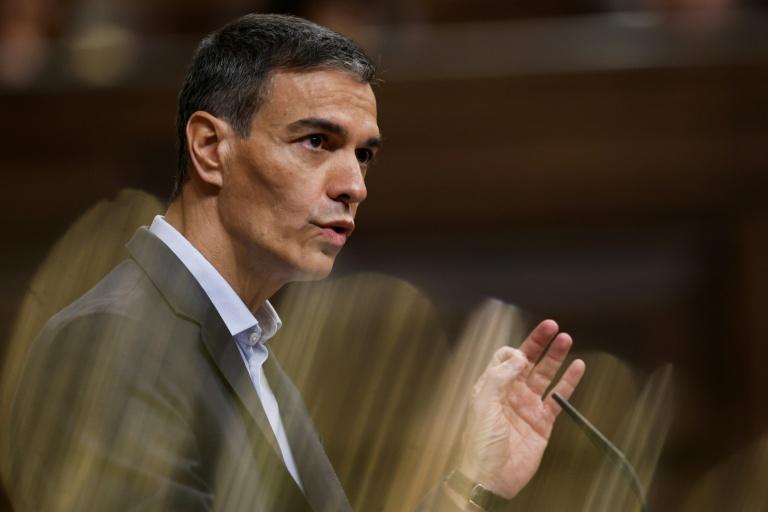 Espagne: le Premier ministre Pedro Sánchez dément toute "corruption généralisée" autour de lui