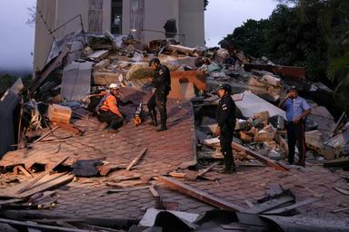 Séisme de magnitude 7,1 au Venezuela, immeubles effondrés à Caracas