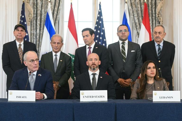 Accord-cadre entre Liban et Israël, qui laisse deux "zones pilotes" à l'armée libanaise