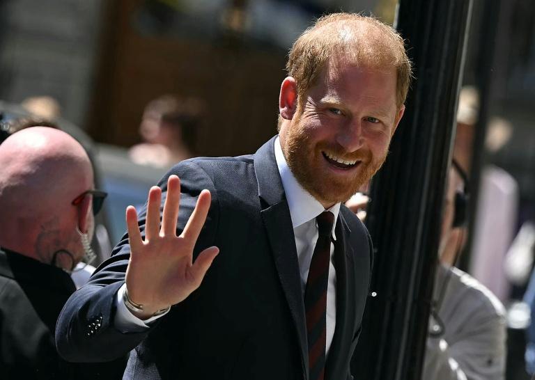 Le prince Harry et Elton John perdent leur procès contre le Daily Mail