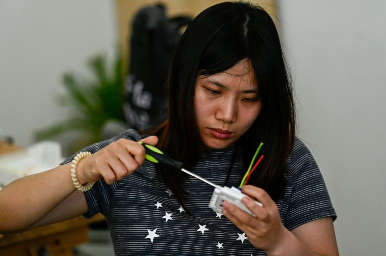 En Chine, des femmes bricoleuses démontent des clichés encore bien présents