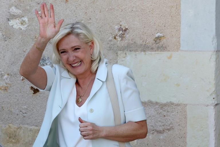 Le Pen: la Cour de cassation fera "tout" pour rendre sa décision avant la présidentielle, selon le procureur