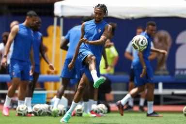 Mondial-2026: France-Espagne, premier choc du dernier carré