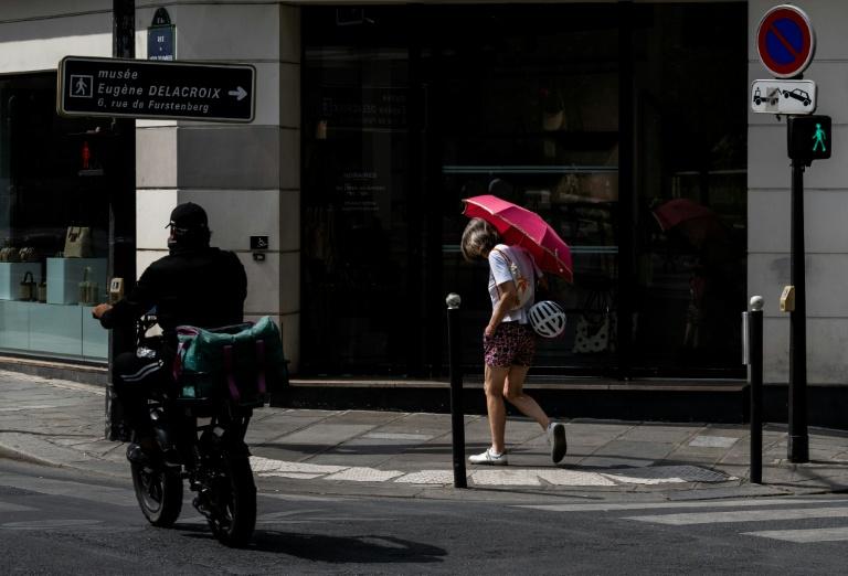 Canicule: Météo-France lève la vigilance rouge à partir de mercredi matin