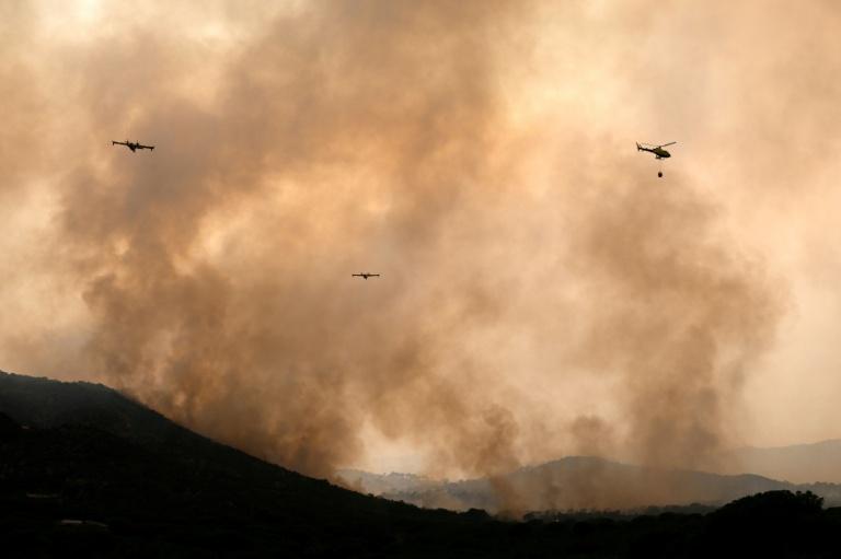 Incendies en Espagne: "La lumière au bout du tunnel", le retour des sinsitrés commence