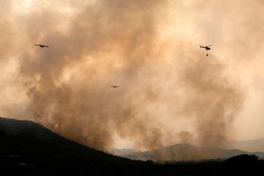 Incendies en Espagne: "La lumière au bout du tunnel", le retour des sinsitrés commence