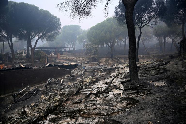 Incendies en Espagne: "La lumière au bout du tunnel", le retour des sinsitrés commence