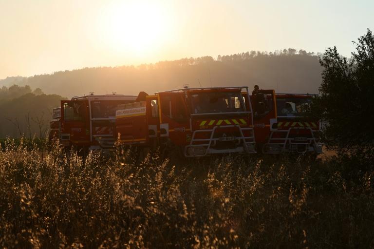 Canicules, sécheresse, incendies: un plan "global" pour ne laisser aucun agriculteur "seul"