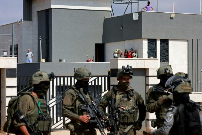 Cisjordanie: des militants israéliens tentent de ravitailler des Palestiniens assiégés