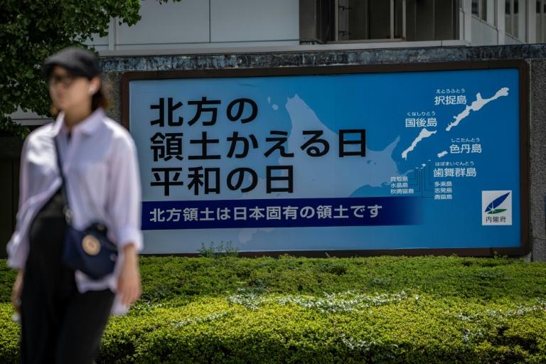 Le Japon proteste contre des essais de missiles russes au large d'îles disputées