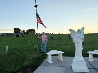 "Sainte patronne du Tennessee": la ville natale de Dolly Parton pleure sa légende