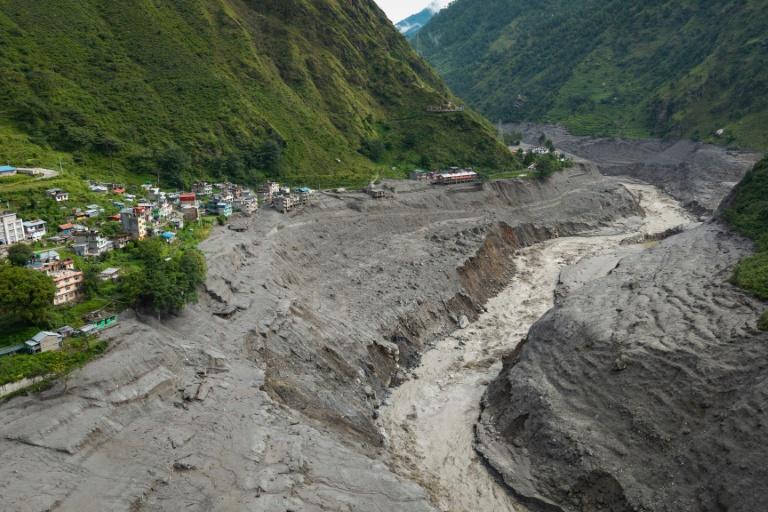 Après la catastrophe, le Népal meurtri plaide pour la justice climatique