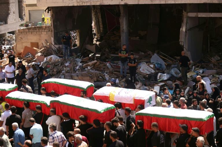 Dans le sud du Liban, le village de Kfar Remmane enterre ses morts
