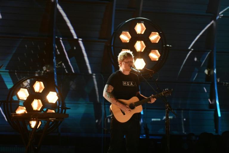 Polémique autour de Gaza: sur scène, Ed Sheeran reconnaît "des erreurs"
