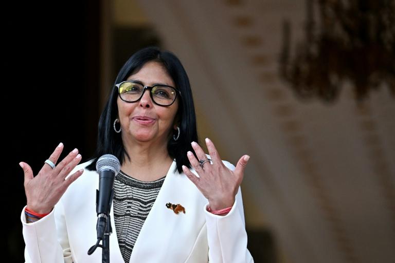 Enlisé dans sa guerre en Iran, Trump attendu à l