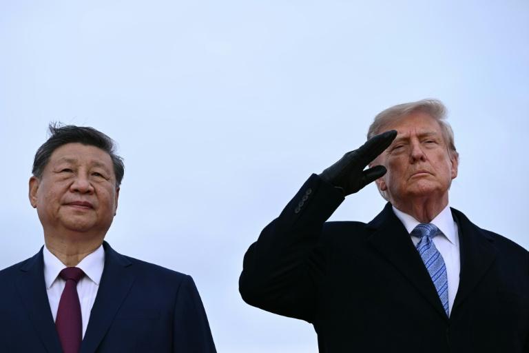 Xi reçu par un Trump aux petits soins