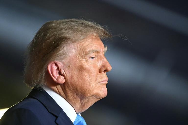 Trump approuve la mise à mort par peloton d'exécution de l'auteur d'une tuerie sur une base militaire