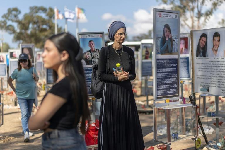 Avant les élections, Israël commémore l'attaque du 7 octobre