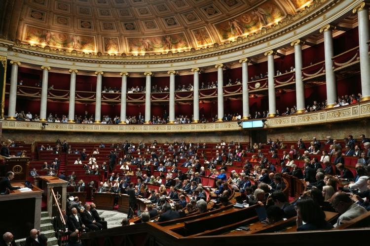 L'Assemblée ouvre le dossier budget, dans un climat économique et social pesant