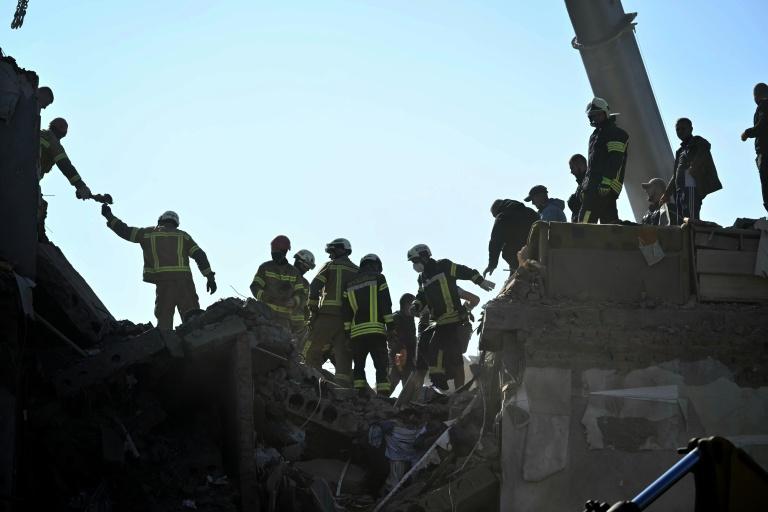 Ukraine : au moins 15 morts dans de nouvelles frappes russes