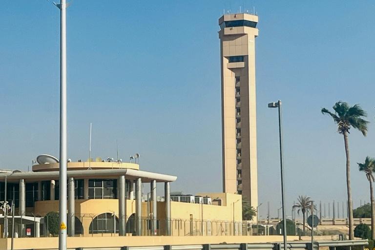 Les Houthis revendiquent de nouvelles attaques sur l'aéroport de Ryad