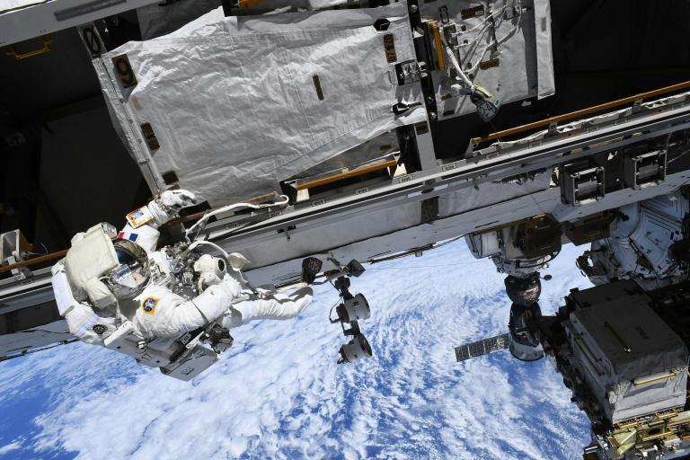 La Française Sophie Adenot et l'équipage de Crew-12 de retour sur Terre