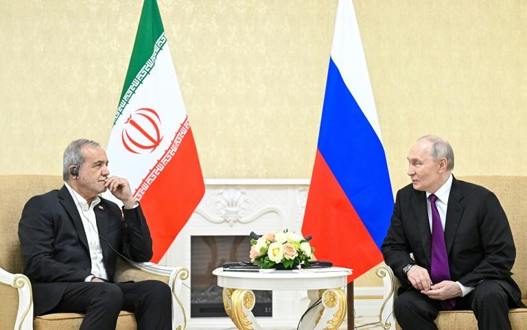 Poutine propose son aide pour mettre fin au conflit avec l'Iran