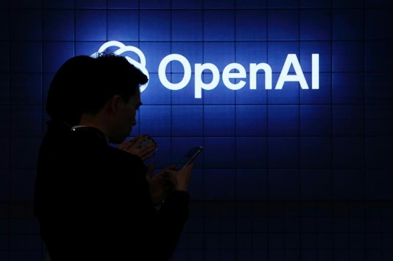 Micro caché chez OpenAI : un ingénieur saoudien inculpé, Washington invoque la sécurité nationale