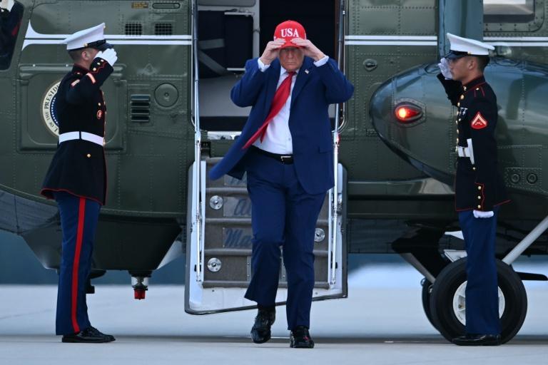 Trump exempte la Russie de nouvelles sanctions, en pleine crise avec Kiev