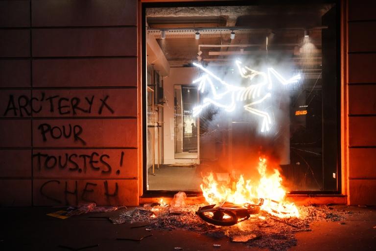 Crise politique et violences en France : les derniers développements