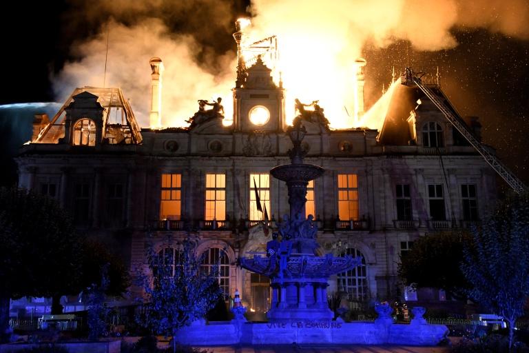 Violences en France : le renseignement estime que "l'ultragauche" et "l'extrême gauche radicale" étaient en pointe samedi