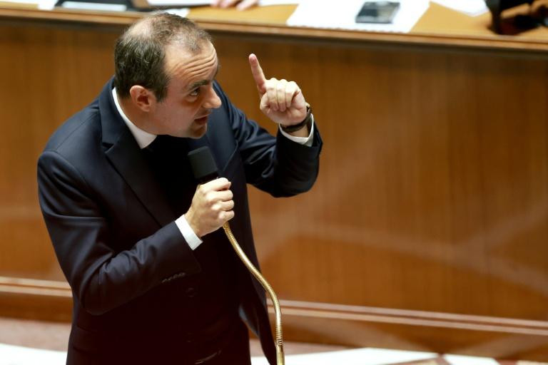 "Casseurs-payeurs": après les violences du 17 octobre, la réponse législative au Sénat