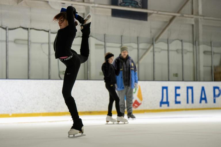 A Kiev, sauts et pirouettes sur glace en dépit des alertes aériennes