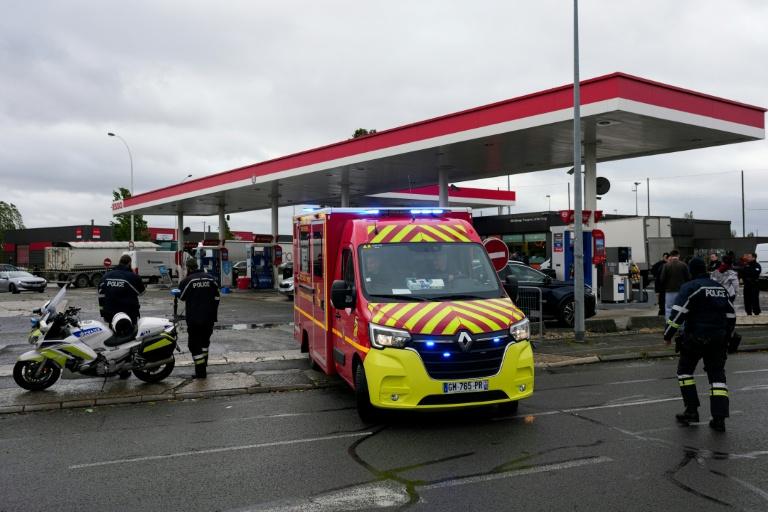 Tirs dans les Yvelines : un mort et des blessés, le tireur soupçonné de racisme