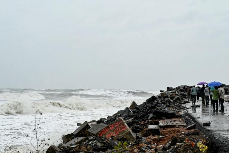 L'Inde se prépare au passage du cyclone Arnab, des milliers d'évacuations