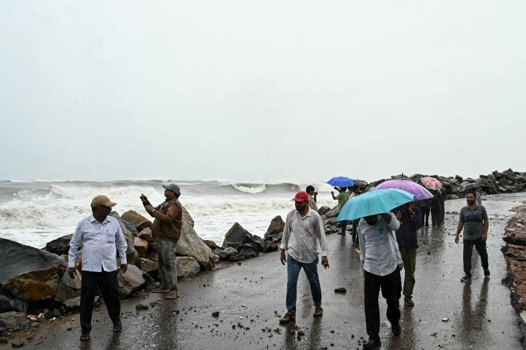 L'Inde se prépare au passage du cyclone Arnab, des milliers d'évacuations