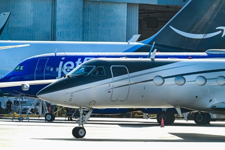 L'avion à bord duquel Bolsonaro a fui le Brésil a été payé depuis les États-Unis