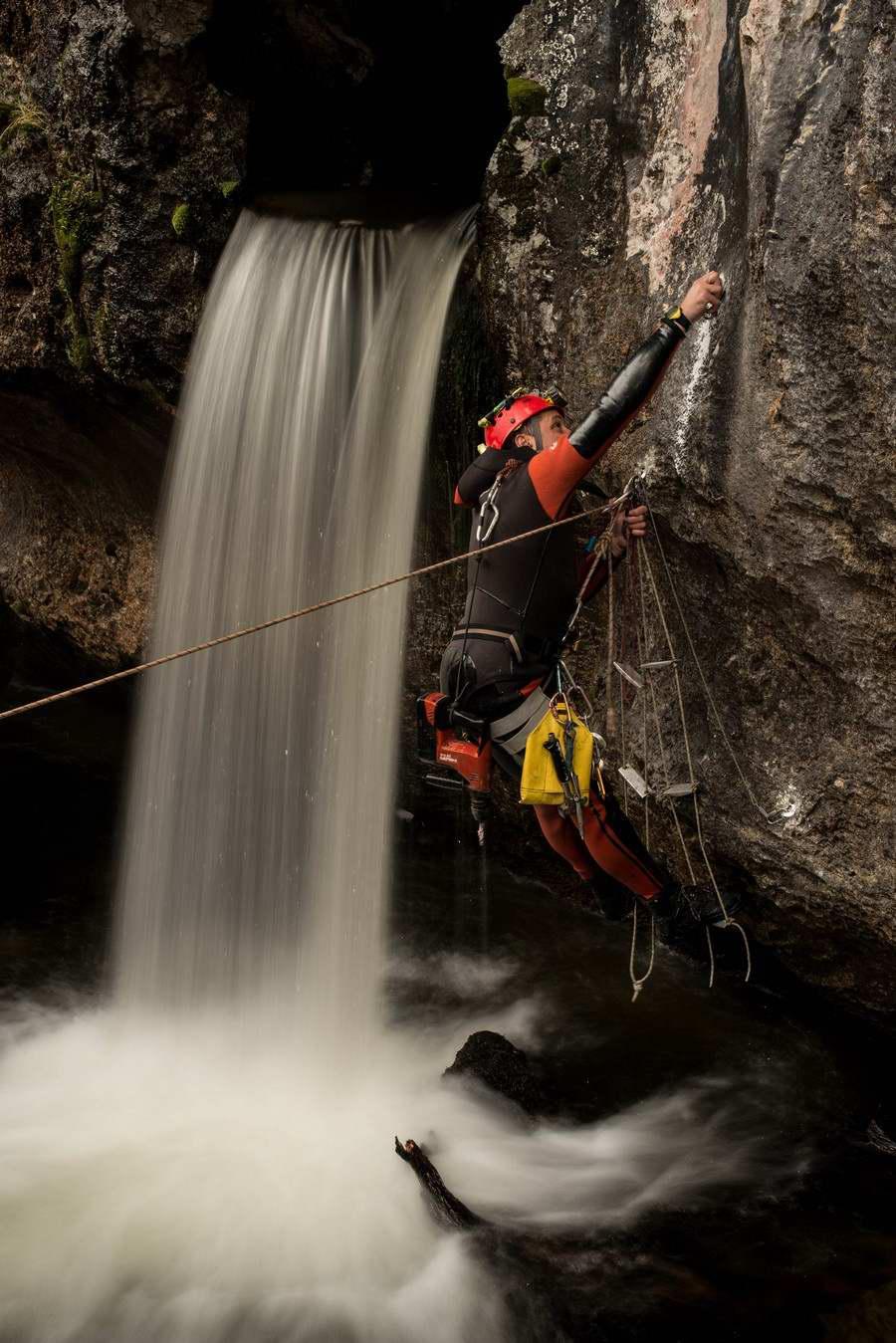 Escalade de la grotte Machu-Pichu