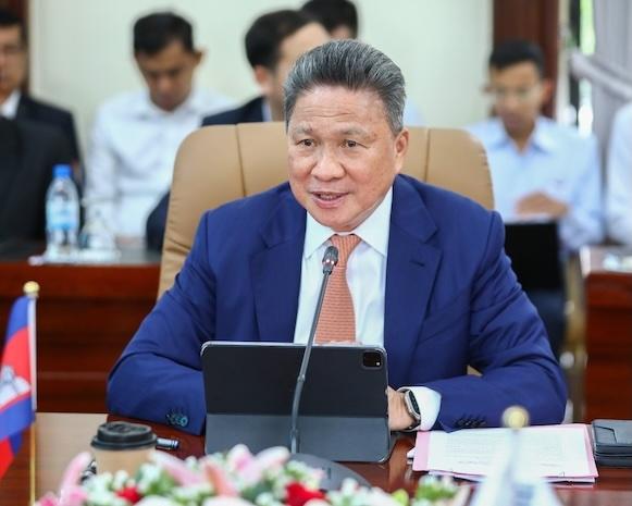 Phnom Penh et Washington poursuivent le dialogue sur les droits de douanes