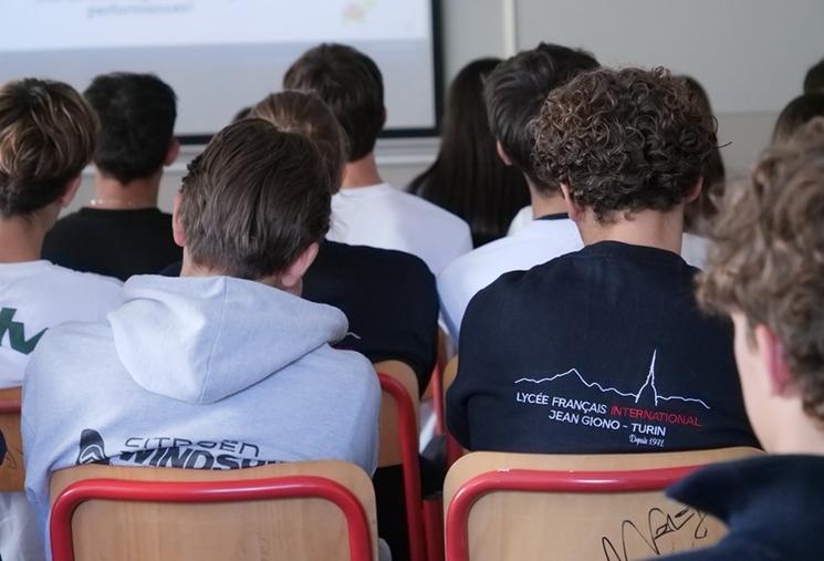 étudiants du lycée français jean giono de turin